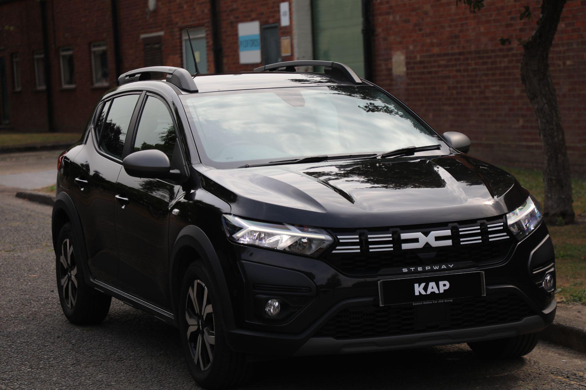 Large vehicle image